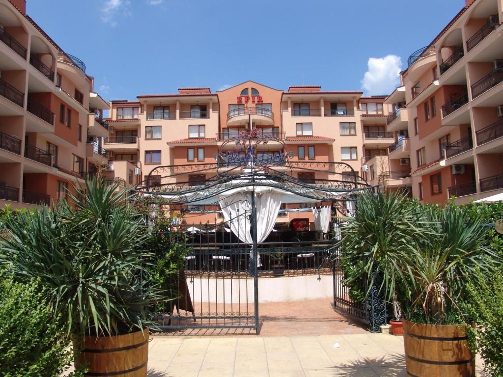Efir 1 Aparthotel фото 0