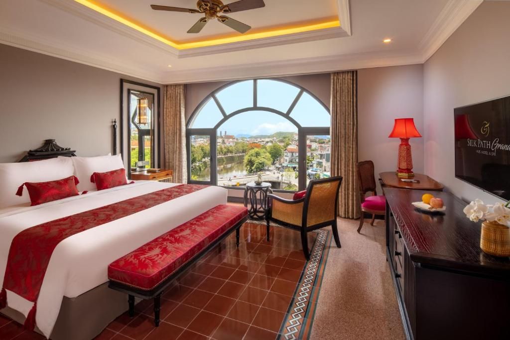 Silk Path Grand Hue Hotel & Spa фото 39