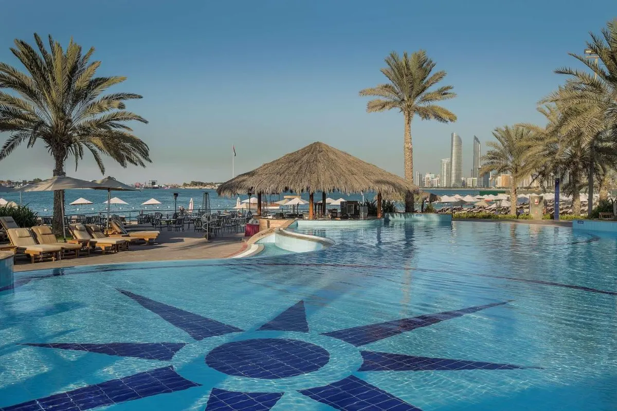 Radisson Blu Hotel & Resort Abu Dhabi Corniche фото 5