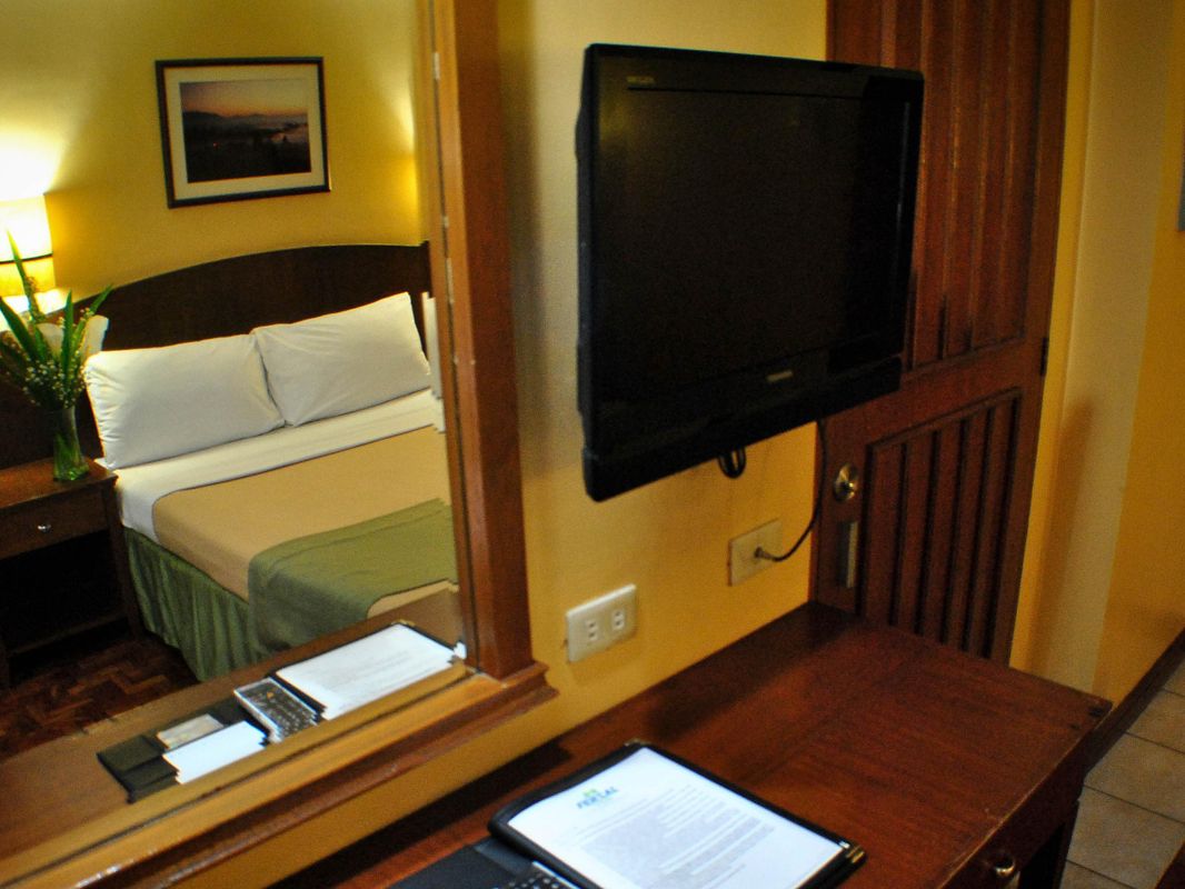 Fersal Hotel Manila фото 4