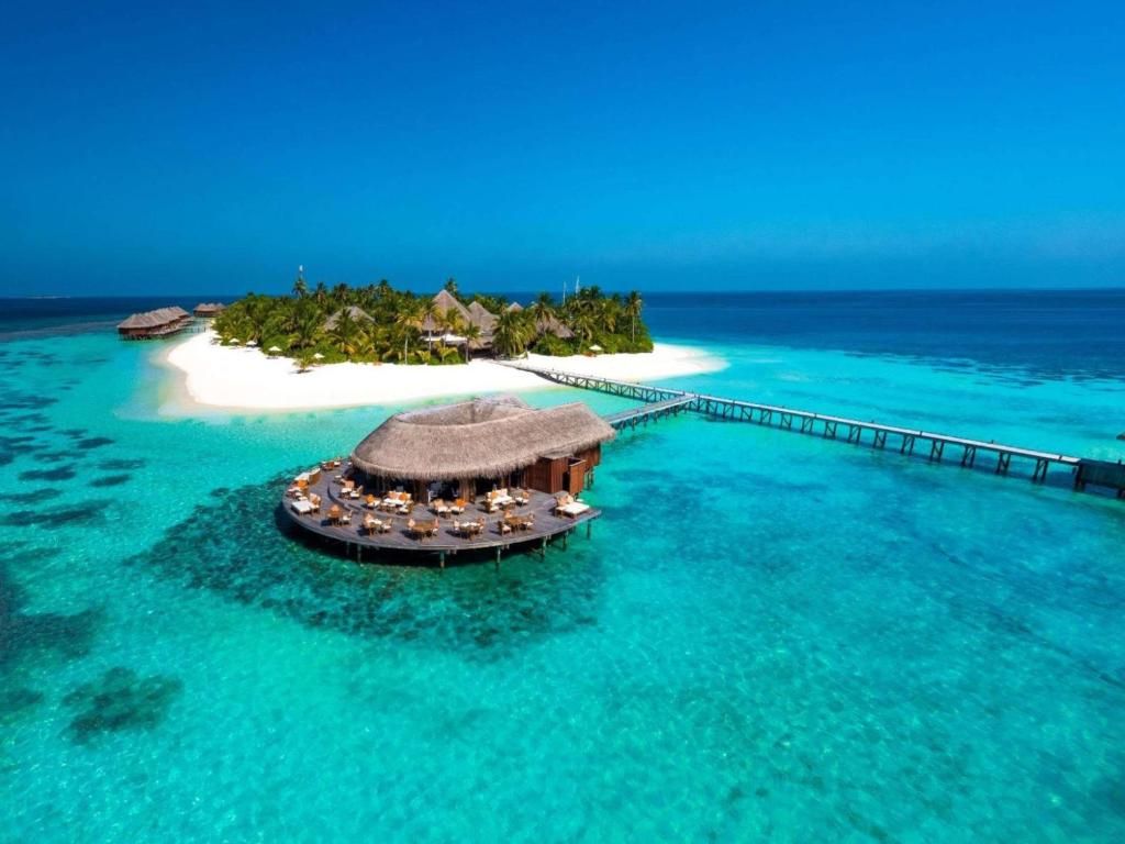 V Villas Maldives at Mirihi фото 43