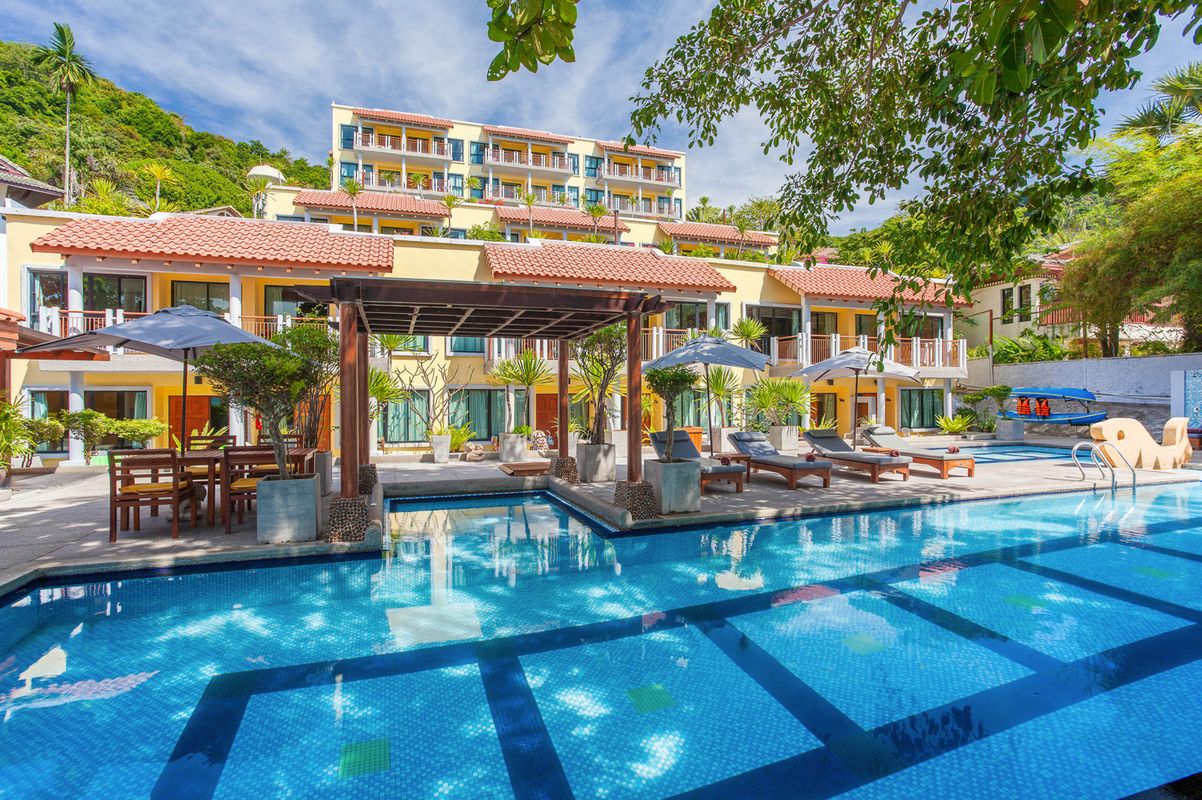By The Sea Phuket Beach Resort фото 0