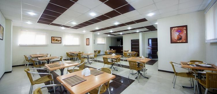Фото отеля Favorit Hotel
