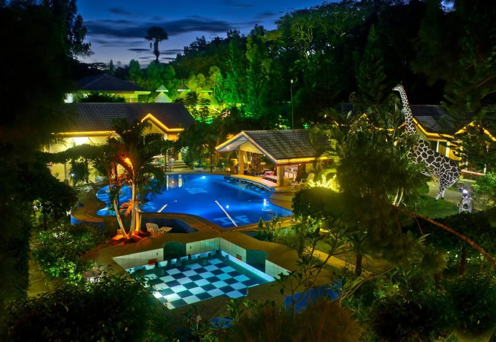 Deep Forest Garden Hotel фото 43