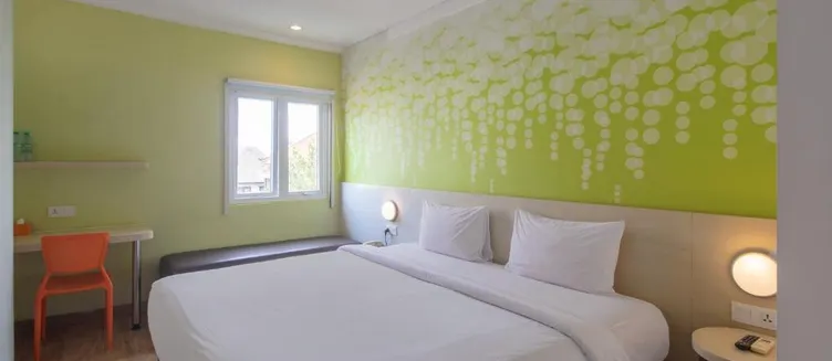 Фото отеля Palette Legian Beach