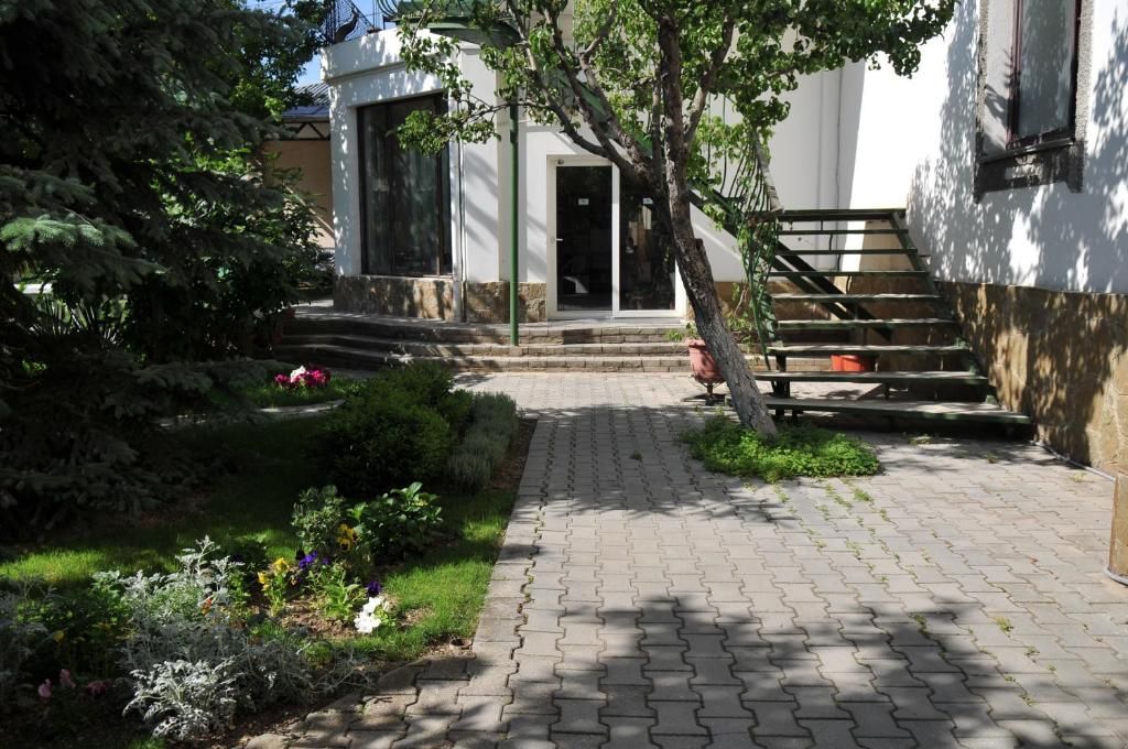 Гостиница «Guest House K&T» фото 21