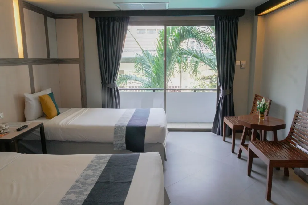Sea Breeze Jomtien Resort фото 98