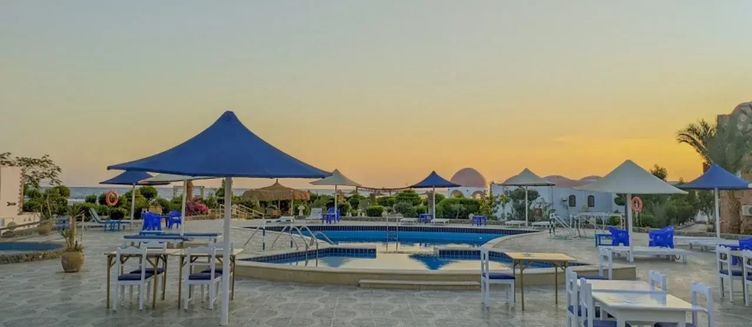 Фото отеля Dolphin Continental Hotel