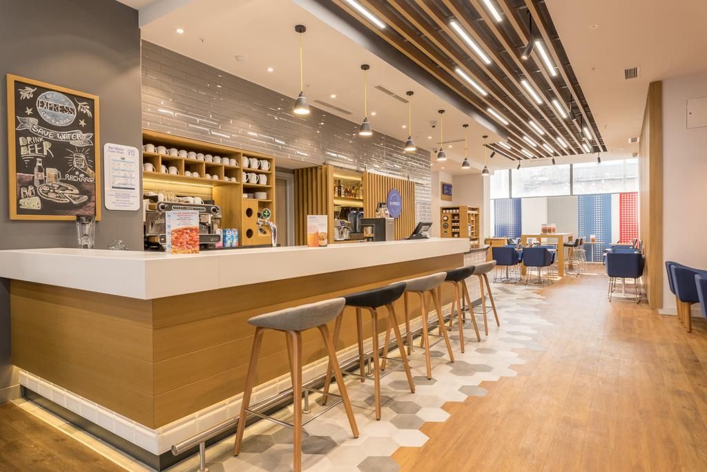 Holiday Inn Express - Yerevan, an IHG Hotel фото 2