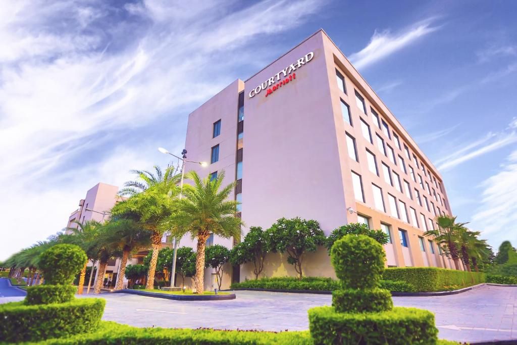 Courtyard by Marriott Agra фото 0
