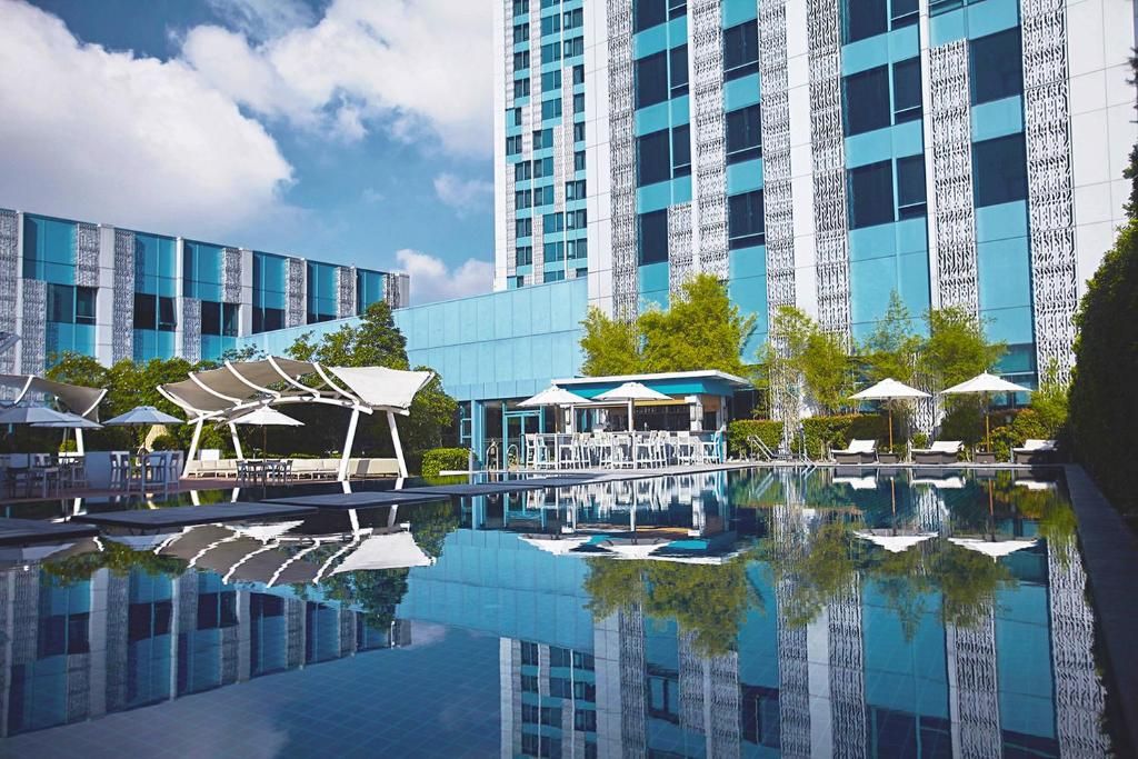 Crimson Hotel Filinvest City фото 24