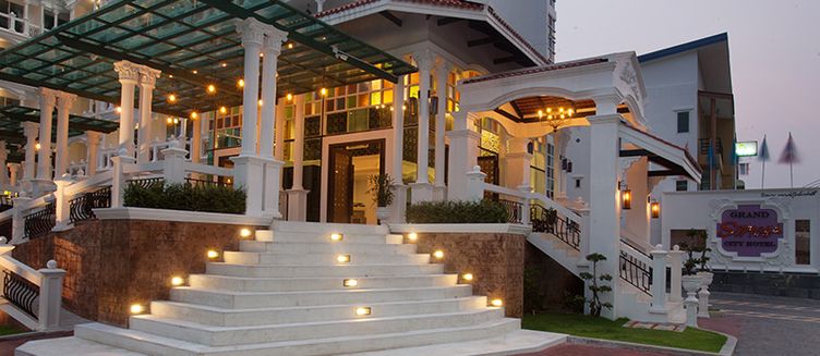 Фото отеля Grand Supicha City
