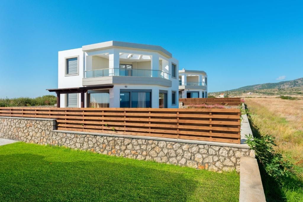 Olga Luxury Beach Front Villas фото 7
