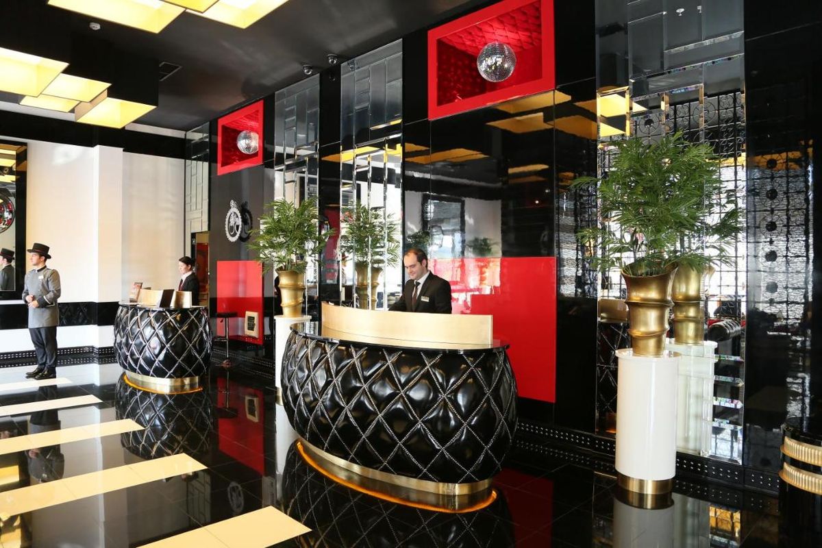 Ramada Hotel & Suites by Wyndham Istanbul Sisli фото 3