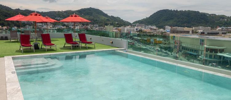 Фото отеля Neon Patong Hotel