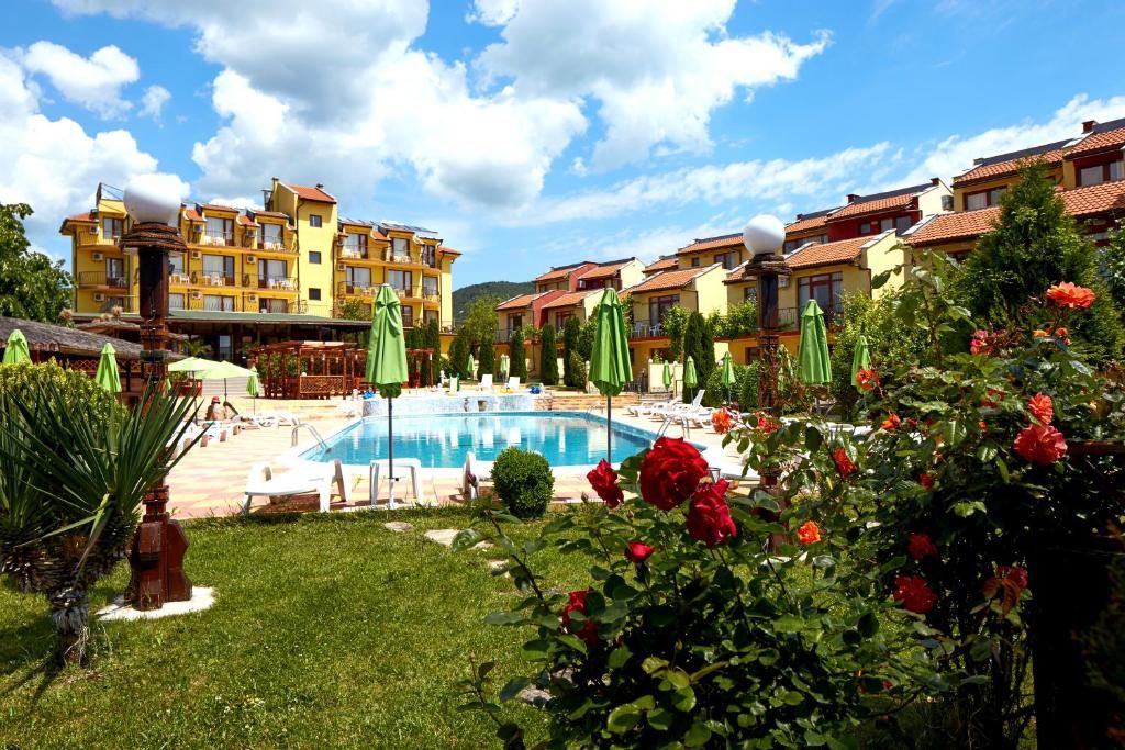Holiday Village Yalta фото 19