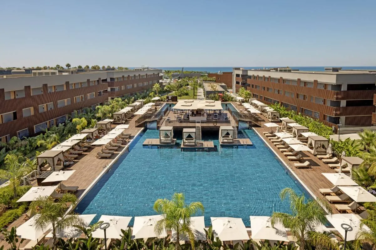 Jacaranda Luxury Resort фото 0