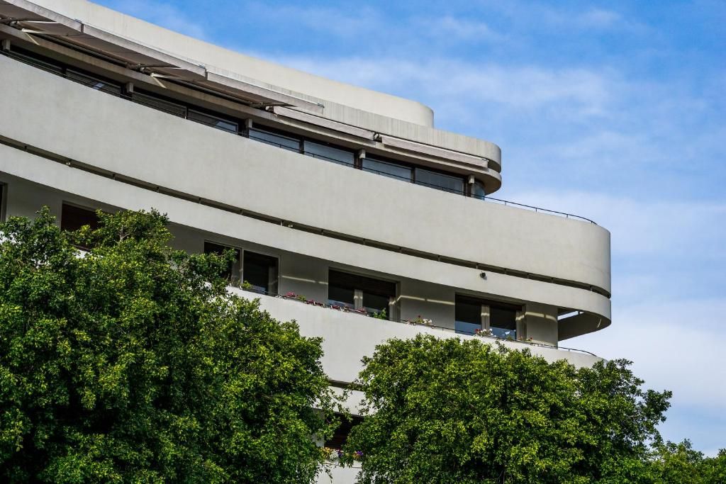 The White House Hotel At Dizengoff Square фото 14