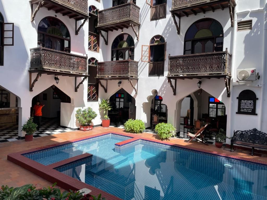 Dhow Palace фото 43