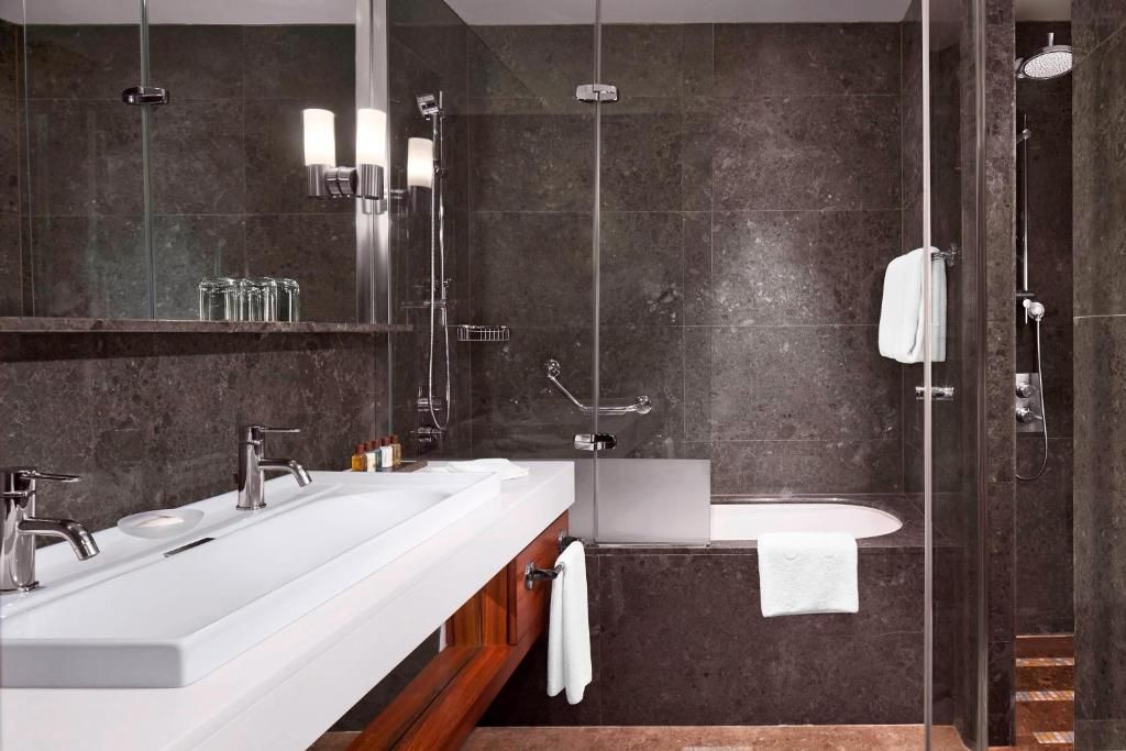 Sheraton Istanbul Atakoy Hotel фото 41