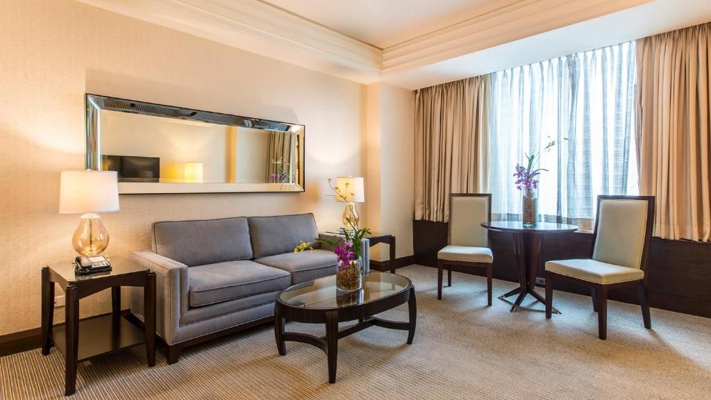 Crimson Hotel Filinvest City фото 29