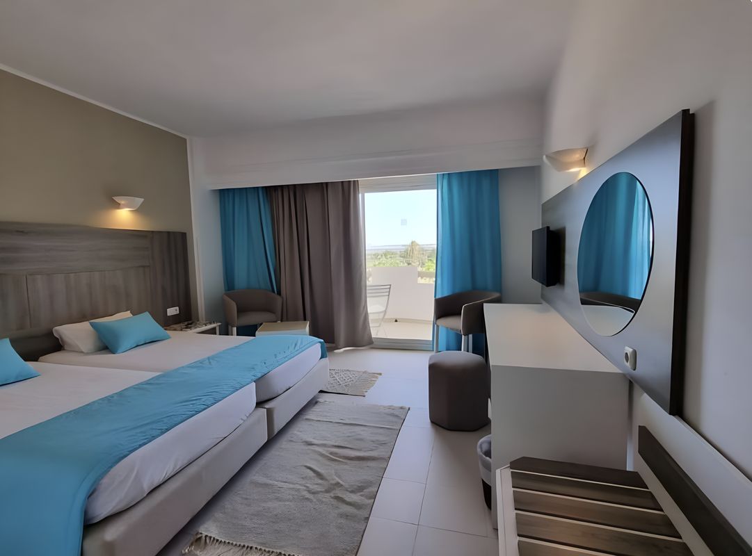 Helya Beach & Spa фото 2
