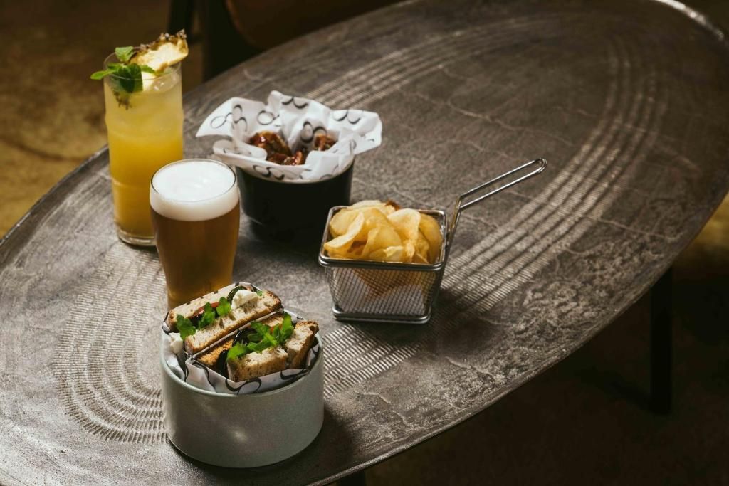 Azor фото 15