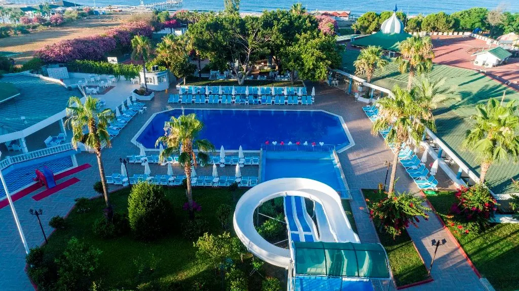 The Garden Beach Hotel фото 11