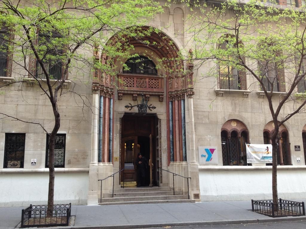Ymca West Side фото 0