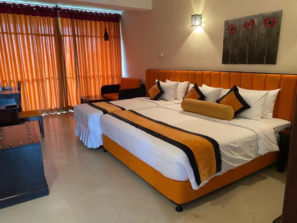 Laya Beach Hotel фото 27