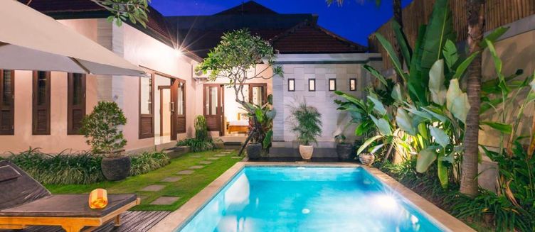 Фото отеля Kubal Villa and Living Seminyak