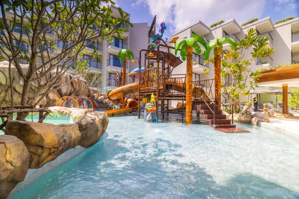 Phuket Emerald Beach Resort фото 22