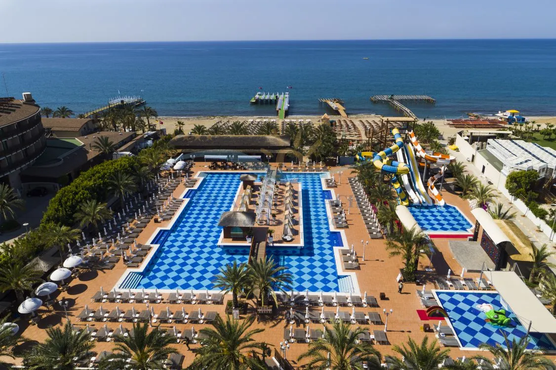 Quattro Beach Spa & Resort фото 6