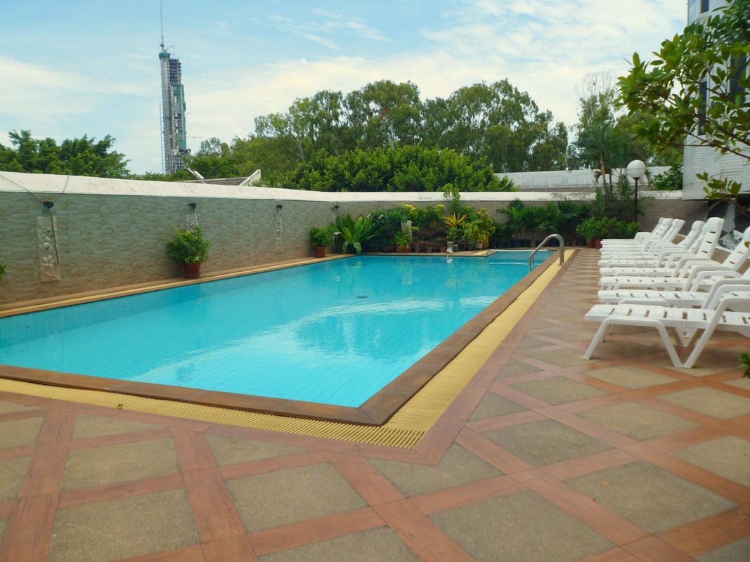 Sun City Pattaya Hotel фото 4