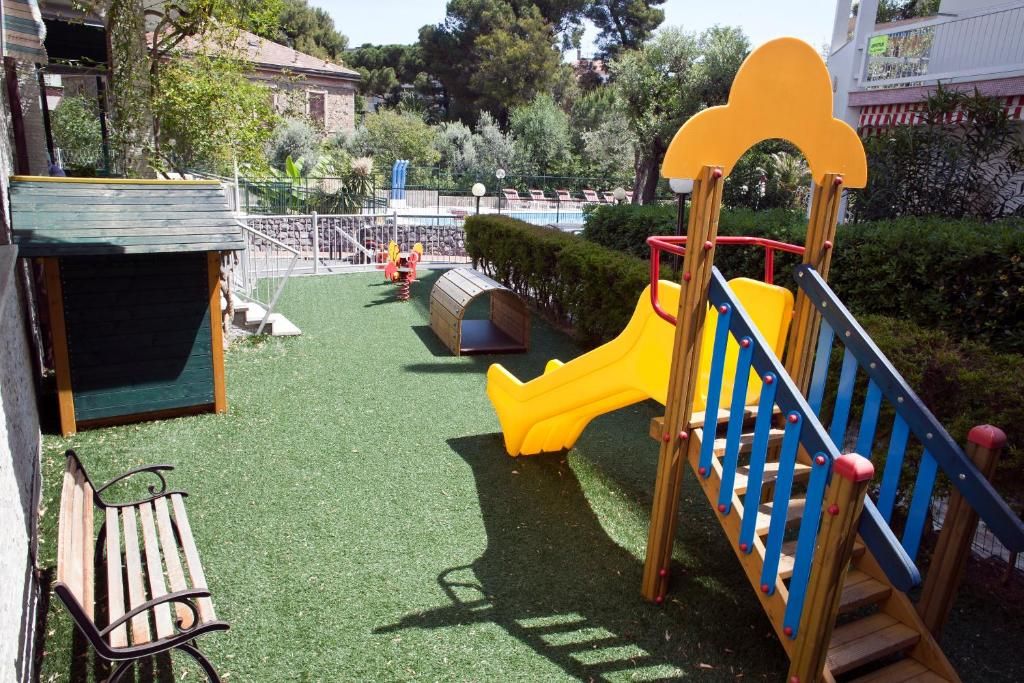 Garden Hotel Alassio фото 16