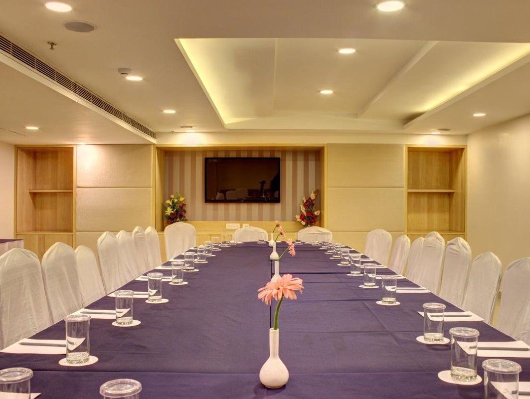 Golden Tulip Hotel Jaipur фото 13