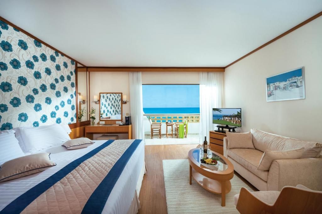 Constantinou Bros Athena Royal Beach Hotel фото 55