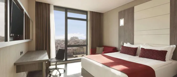 Фото отеля Ramada Encore by Wyndham Istanbul Bayrampasa