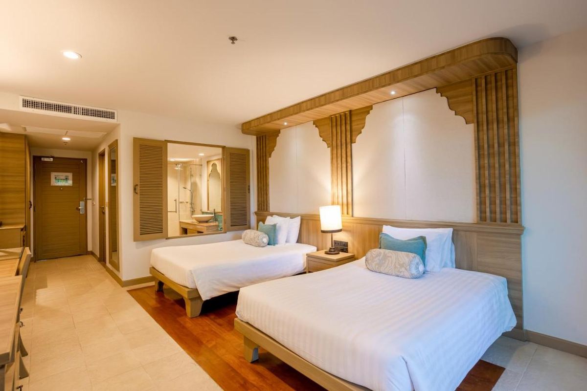 Ravindra Beach Resort & Spa фото 99