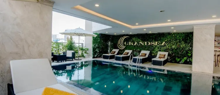 Фото отеля Grand Sea Hotel