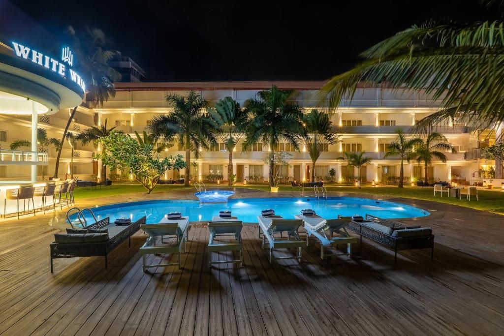 White Wharf Beach Resort фото 24