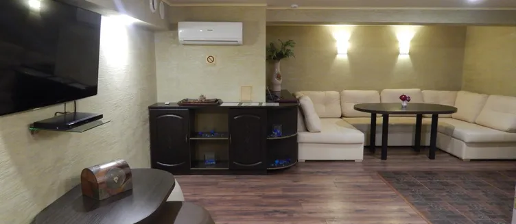 Фото отеля Oktyabrskaya Hotel