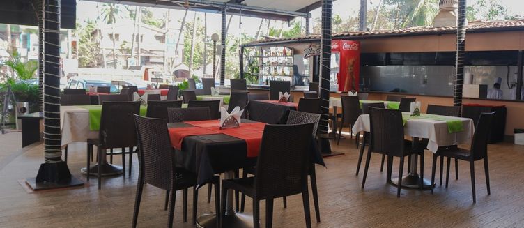 Фото отеля Hotel Calangute Towers