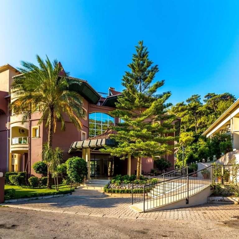 Julian Forest Suites фото 47