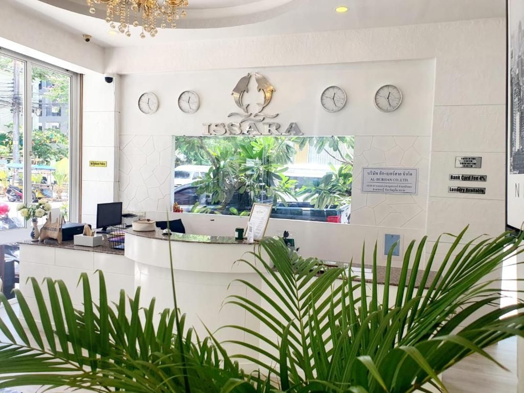 Issara Patong Beach фото 62
