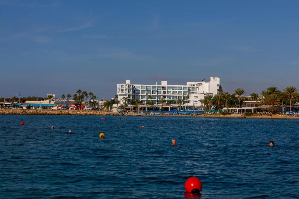 Limanaki Beach Hotel фото 12