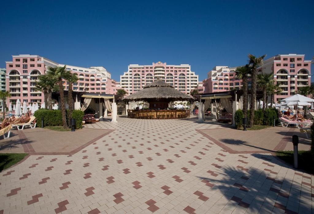 DIT Majestic Beach Resort фото 41