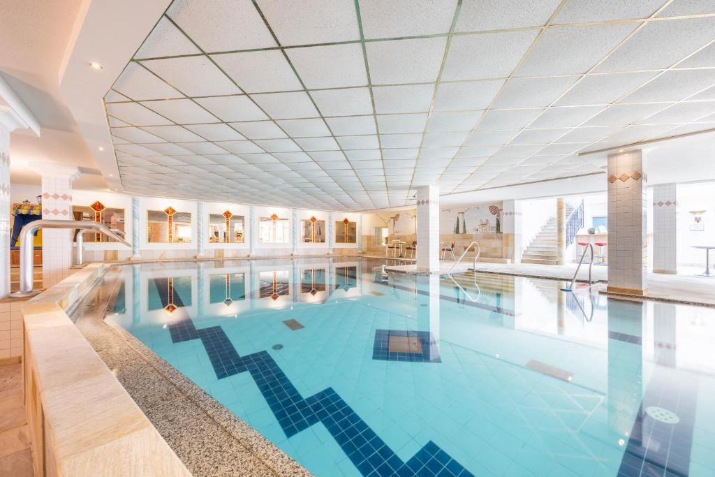 Wellnesshotel Schönruh - Adults only фото 8