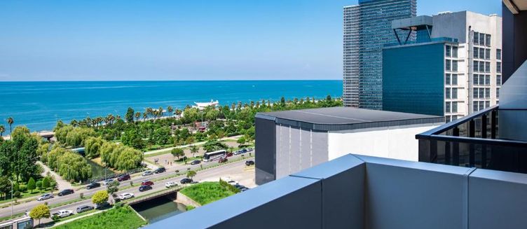 Фото отеля Steps Batumi Hotel & Suites