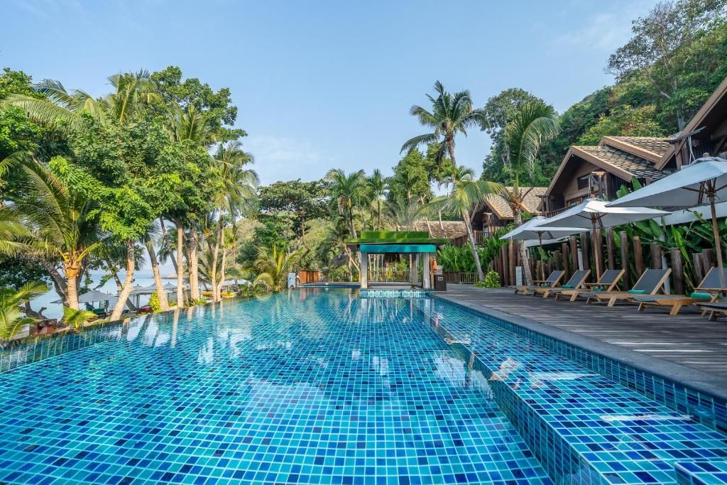 Ao Prao Resort фото 30